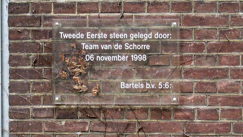 Moerstraatsebaan 2e eerste steen Vrederust 1998