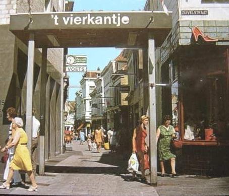 1971 Het Vierkantje